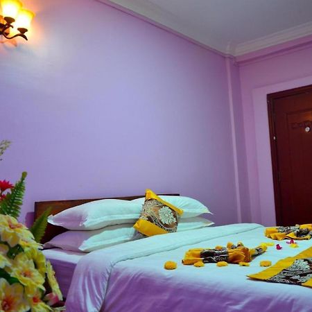 Hotel Ye Myanmar Mandalay Buitenkant foto