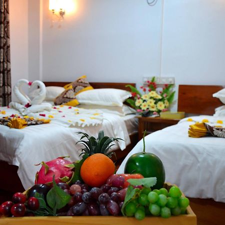 Hotel Ye Myanmar Mandalay Buitenkant foto