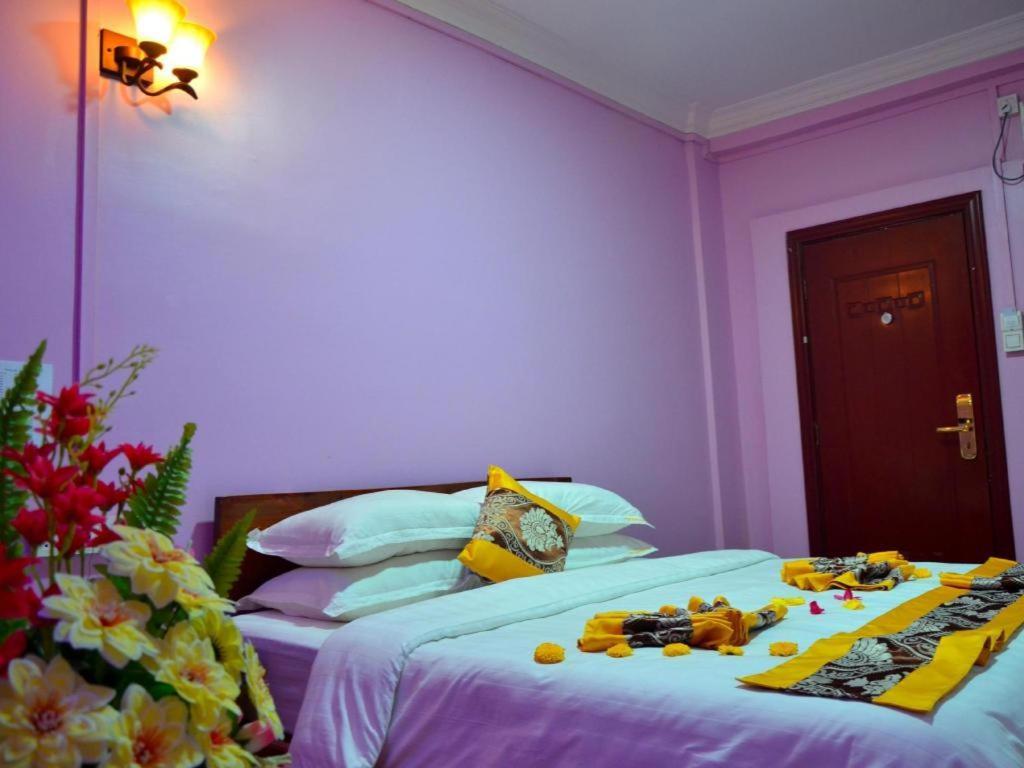 Hotel Ye Myanmar Mandalay Buitenkant foto