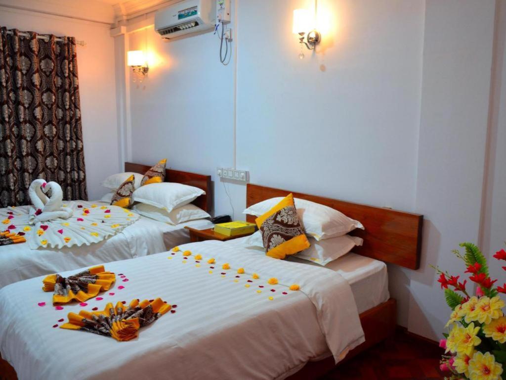 Hotel Ye Myanmar Mandalay Buitenkant foto