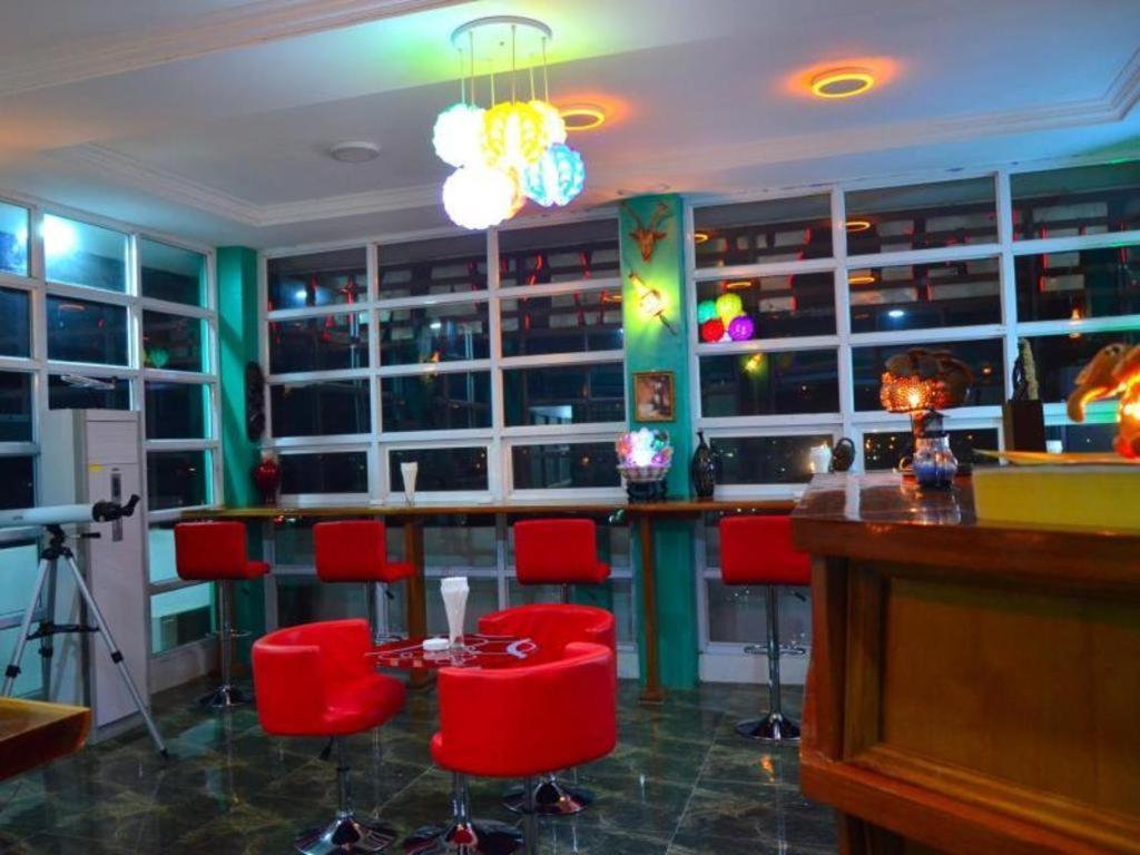 Hotel Ye Myanmar Mandalay Buitenkant foto