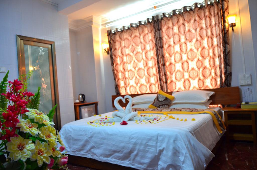 Hotel Ye Myanmar Mandalay Buitenkant foto