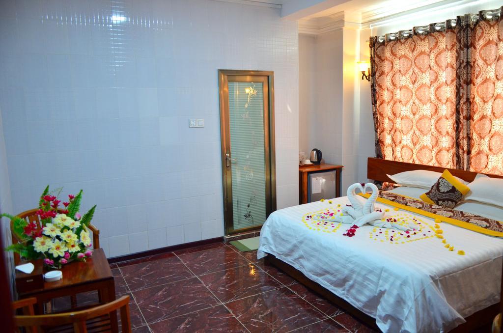 Hotel Ye Myanmar Mandalay Buitenkant foto