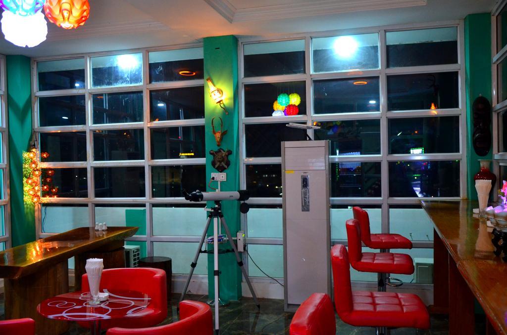 Hotel Ye Myanmar Mandalay Buitenkant foto