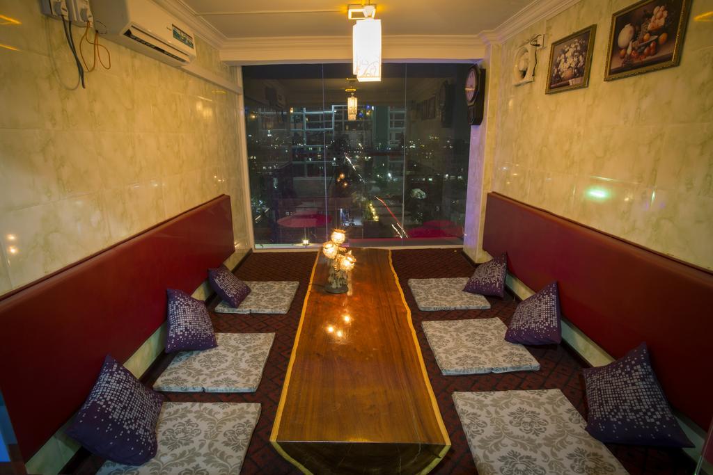 Hotel Ye Myanmar Mandalay Buitenkant foto