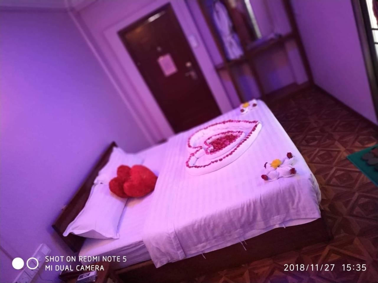 Hotel Ye Myanmar Mandalay Buitenkant foto